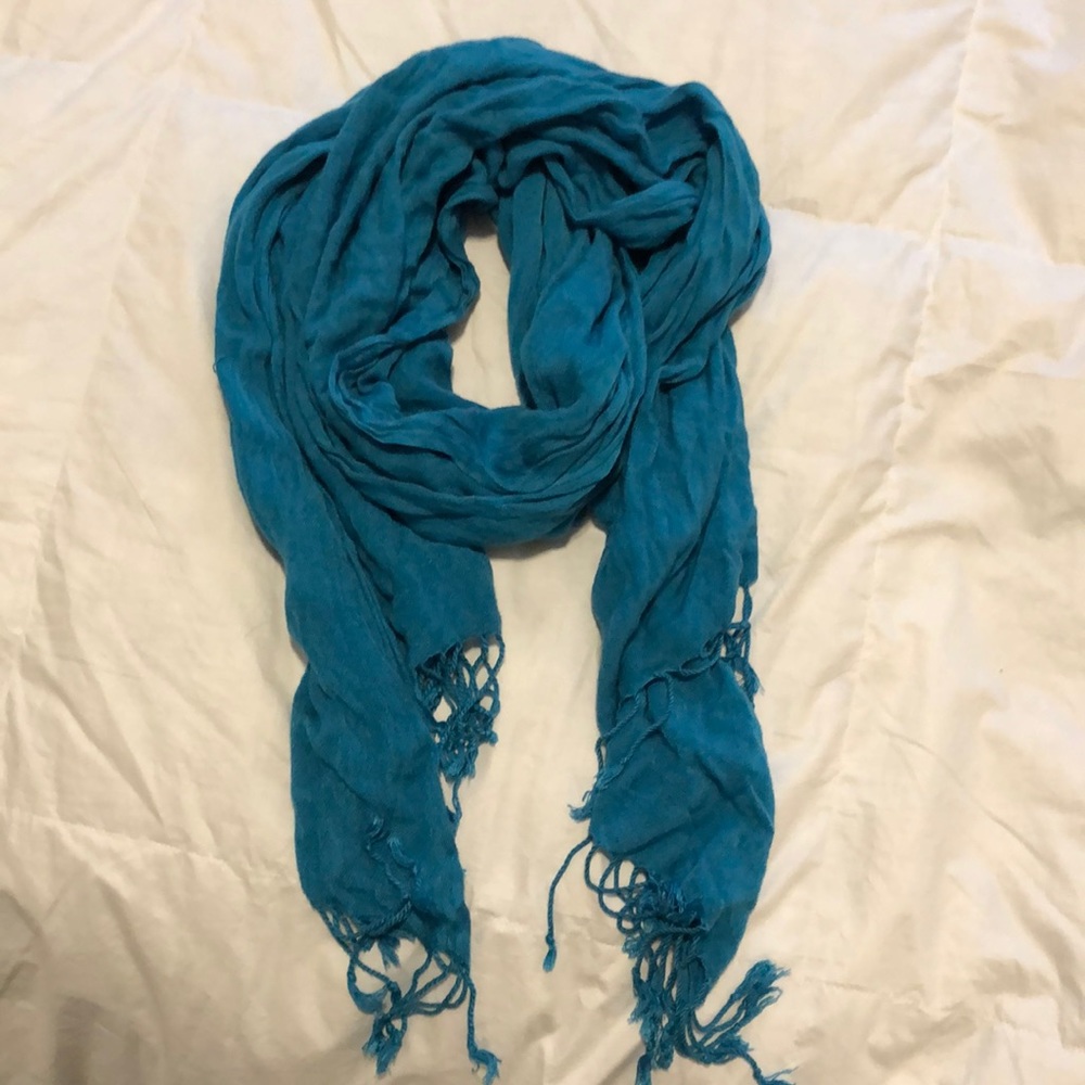 Blue scarf
